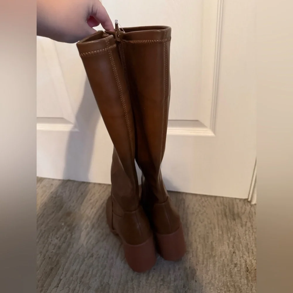 Chic Brown Over the Knee Boots - Picture 3 of 6